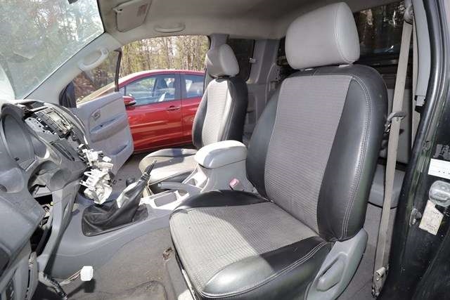 Toyota Hilux 2006-2011 delebil , Motorkode: 2KD-FTV, Girkassekode: 