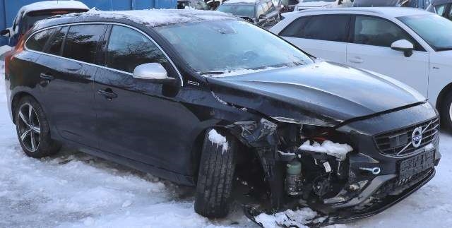 Volvo V60/V60 CC 2013-2018 (Type I, Fase 2) , Motorkode: D 5244 T17, Girkassekode: 