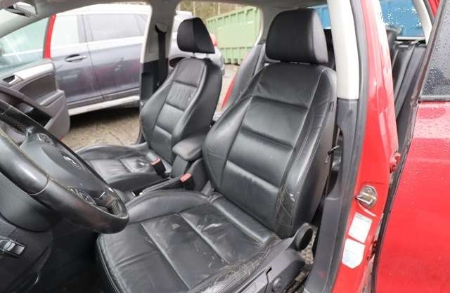 VW Golf VI 2008-2012 , Motorkode: CBAB, Girkassekode: KRM