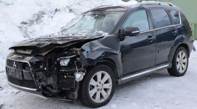 Mitsubishi Outlander 2010-2012 (Type II, Fase 2) , Motorkode: 4HN, Girkassekode: 