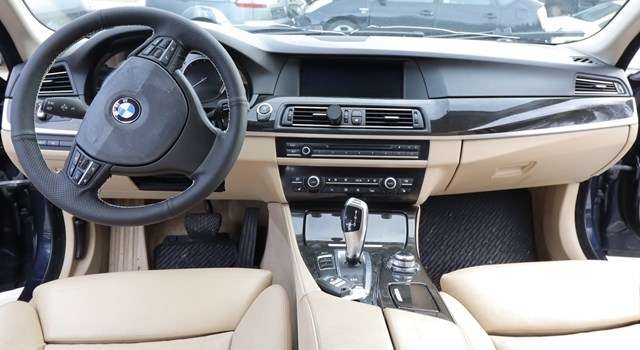 BMW 5-Serie 2010-2017 (F10/F11) (F10/F11), Motorkode: N47-D20 D, Girkassekode: 