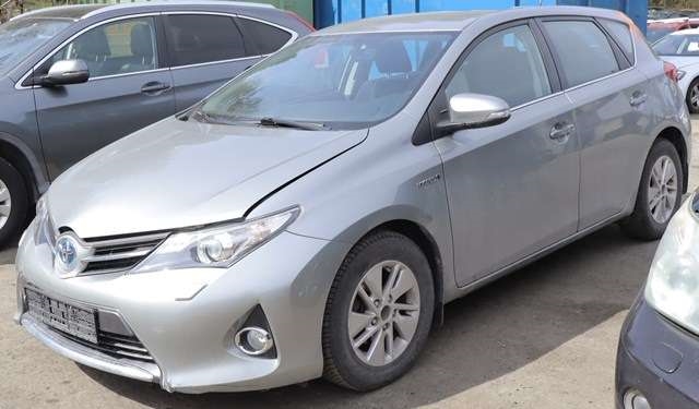 Toyota Auris 2013-2015 (Type II, Fase 1) , Motorkode: 2ZR-FXE, Girkassekode: 