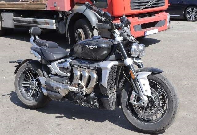 MC Triumph Rocket 3, 2019->>  delebil 