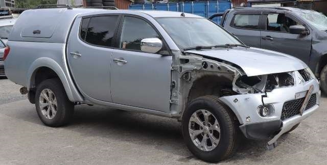 Mitsubishi L200 2006-2015 (Type IV) , Motorkode: 4D56, Girkassekode: 