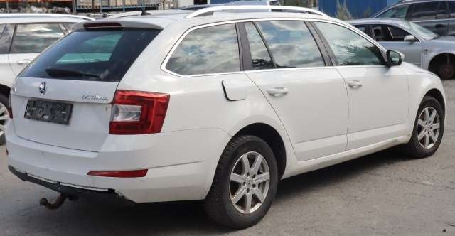 Škoda Octavia 2013-2016 (Type III, Fase 1) , Motorkode: CLHA, Girkassekode: PYS