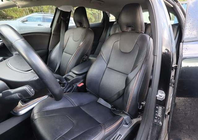 Volvo V40 2012-2019 delebil , Motorkode: D 4204 T8, Girkassekode: 