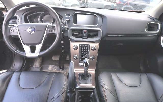 Volvo V40 2012-2019 delebil , Motorkode: D 4204 T8, Girkassekode: 