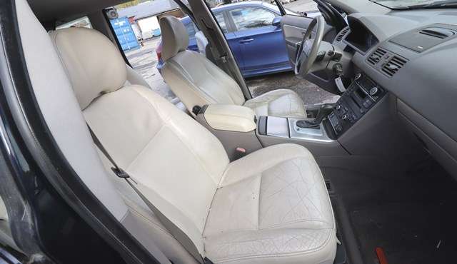 Volvo XC90 2007-2014 (Type I, Fase 2) delebil , Motorkode: D 5244 T4, Girkassekode: 