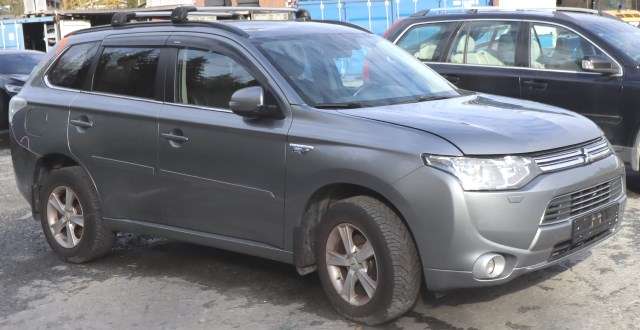 Mitsubishi Outlander 2012-2015 (Type III, Fase 1) , Motorkode: 4B11, Girkassekode: 