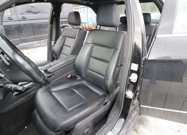 Mercedes E-Klasse 2009-2013 (Fase 1) (W212) delebil , Motorkode: OM642.858, Girkassekode:
