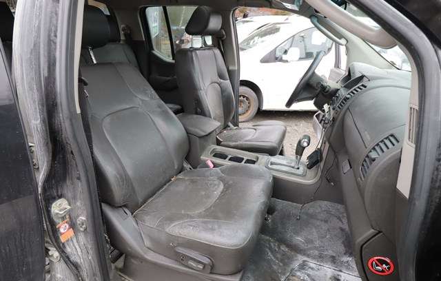 Nissan Navara 2005-2010 (Fase 1) (D40) (D40), Motorkode: YD25DDTI, Girkassekode: 
