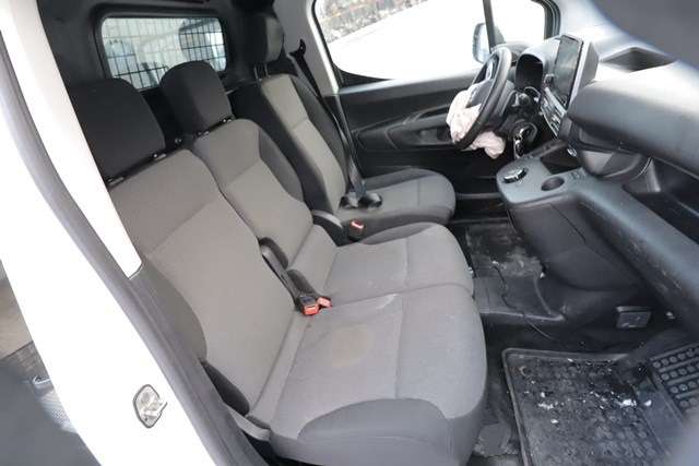 Toyota Proace City 2020-->> delebil , Motorkode: DV5RC, Girkassekode: 