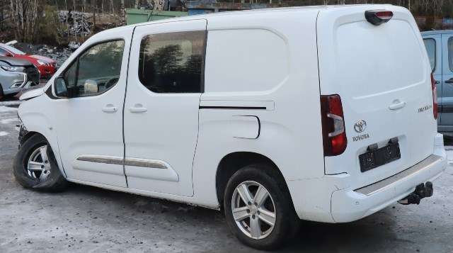 Toyota Proace City 2020-->> delebil , Motorkode: DV5RC, Girkassekode: 