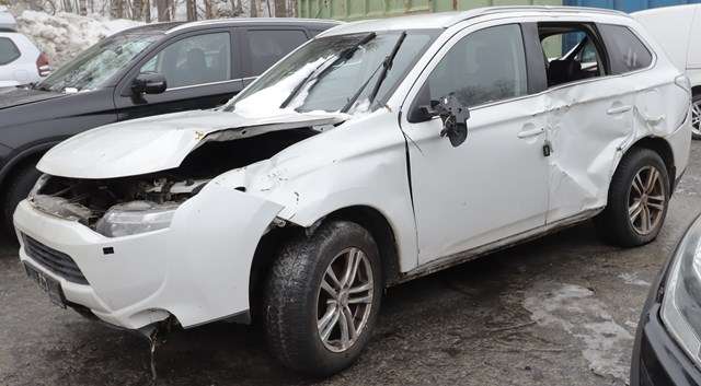 Mitsubishi Outlander 2012-2015 (Type III, Fase 1) , Motorkode: 4J11, Girkassekode: F1CJA
