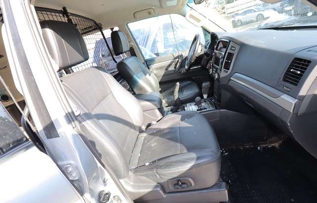 Mitsubishi Pajero 2007-2016 (Type IV, Fase 1) delebil , Motorkode: 4M41, Girkassekode: 