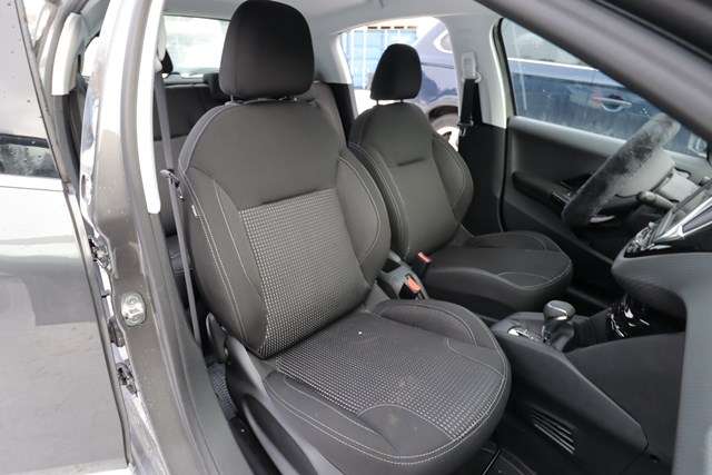Peugeot 208 2012-2019 (Type I) , Motorkode: HNZ, Girkassekode: 