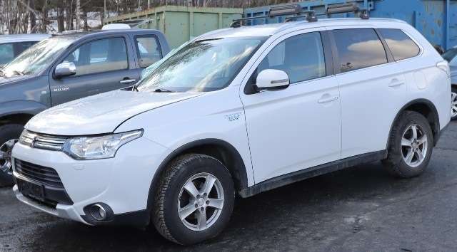 Mitsubishi Outlander 2012-2015 (Type III, Fase 1) , Motorkode: 4B11, Girkassekode: 