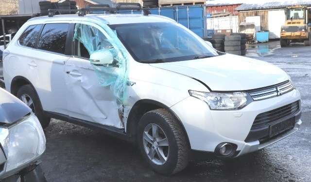 Mitsubishi Outlander 2012-2015 (Type III, Fase 1) , Motorkode: 4B11, Girkassekode: 