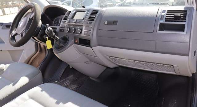 VW Transporter / Caravelle 2009-2015 (Fase 2) (T5) (T5), Motorkode: CFCA, Girkassekode: NTH