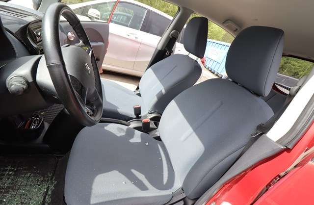 Peugeot iOn 2011-2020 , Motorkode: Y4F1, Girkassekode: 