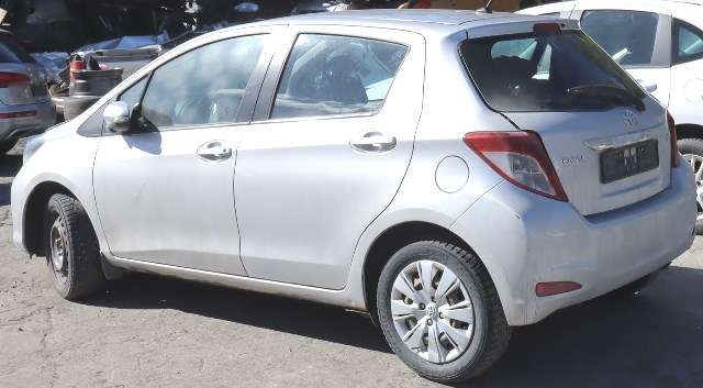 Toyota Yaris 2012-2014 (Type III, Fase 1) delebil , Motorkode: 1NR-FE, Girkassekode: 
