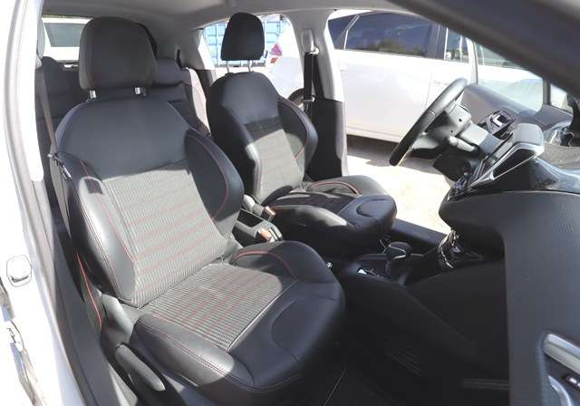 Peugeot 208 2012-2019 (Type I) , Motorkode: HNZ, Girkassekode: