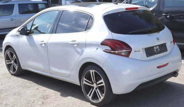 Peugeot 208 2012-2019 (Type I) , Motorkode: HNZ, Girkassekode:
