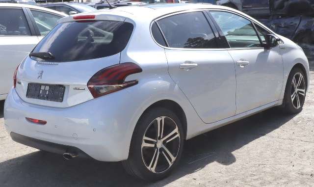 Peugeot 208 2012-2019 (Type I) , Motorkode: HNZ, Girkassekode: