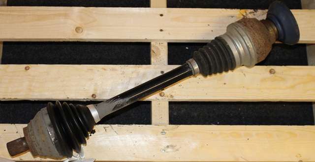 Drivaksel høyre foran, diesel/manuell til VW Tiguan 2007-2011 (Type I, Fase 1) (VAG|5N0 407 764 G|)