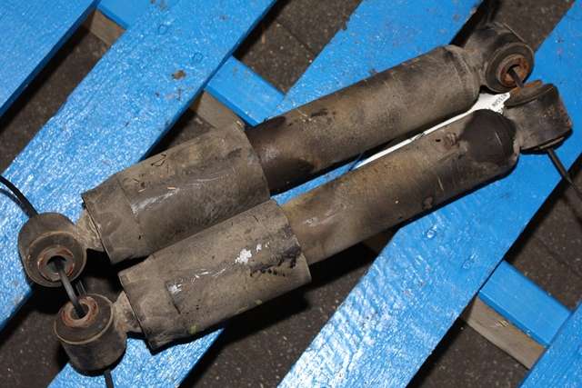 Støtdemper bak til Nissan Pathfinder 2005-2010 (Fase 1) (R51) (R51)