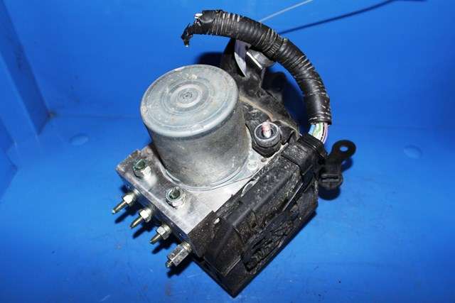 ABS sentral til Toyota Avensis 2009-2015 (Type III, Fase 1) (BOSCH|0 265 235 406|44540-05070|)