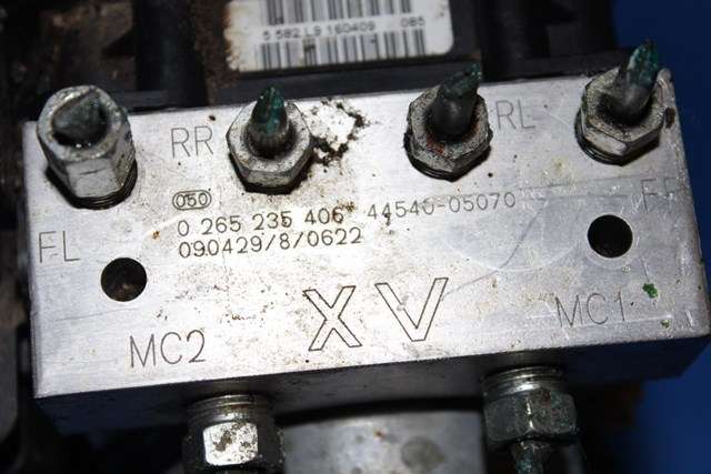 ABS sentral til Toyota Avensis 2009-2015 (Type III, Fase 1) (BOSCH|0 265 235 406|44540-05070|)