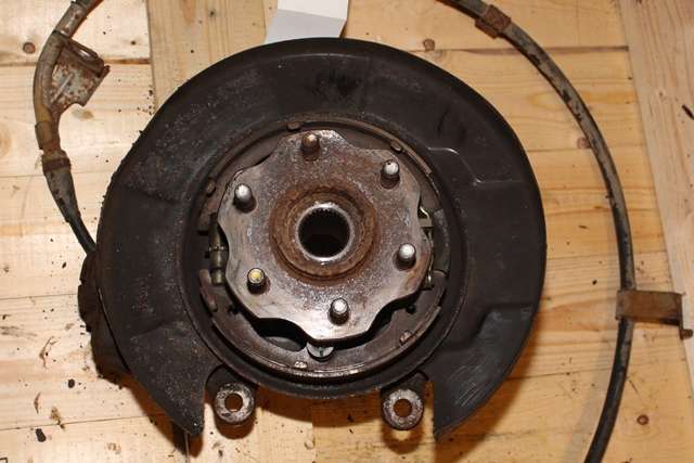 Hjulspindel høyre bak til Nissan Pathfinder, 2005-2010 (Fase 1) (R51) (R51)