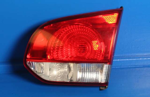 Baklykt høyre indre til VW Golf VI, 2008-2012 (VAG|5K0 945 094 F)