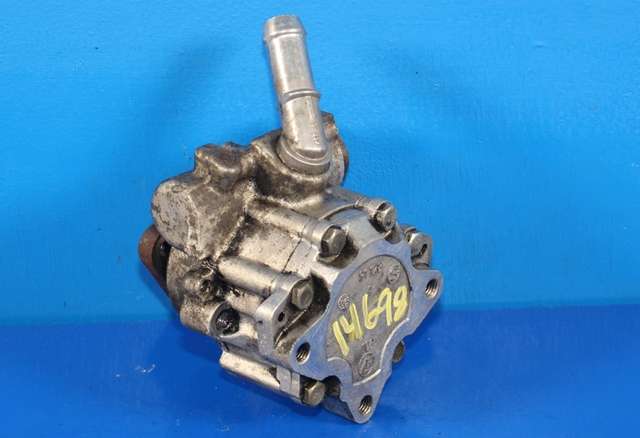 Servo pumpe mekanisk til BMW 3-Serie 2005-2011 (E90/E91/E92/E93) (E90/E91/E92/E93) (ZF|7692 974 546|)