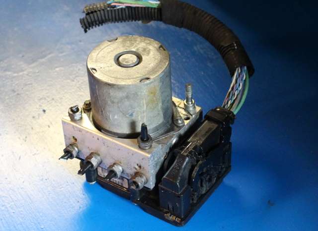 ABS sentral til Peugeot Expert, 2007-2016 (Type II) (BOSCH|0 265 231 550)