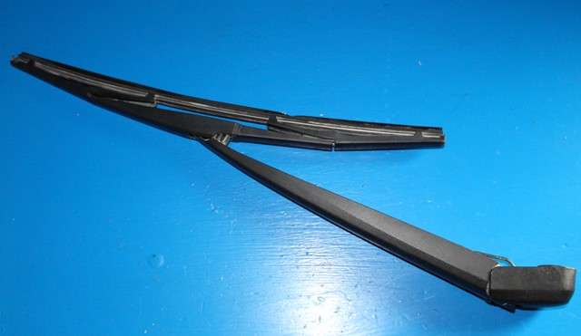 Viskerarm bakrute til Mazda 6, 2010-2013 (Type II, Fase 2)