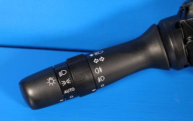 Bryter blink til Toyota Verso 2009-2016 (Type III)  