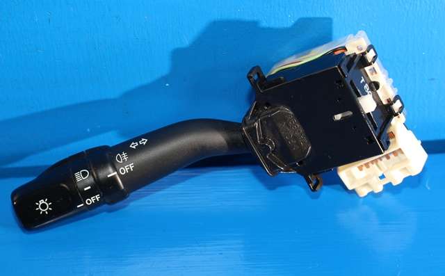 Bryter blink til Toyota Hiace 2007-2012 (Fase 3)