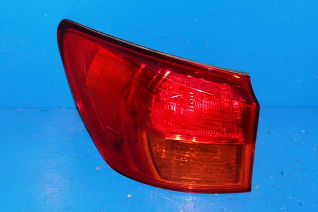 Baklykt venstre ytre til Lexus IS, 2006-2013 (Type II) (XE20) (XE20)