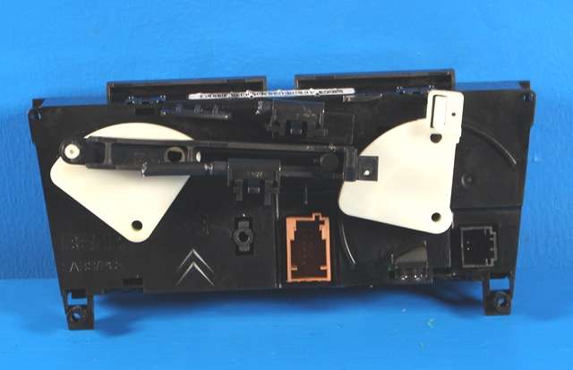 Varmeapparat betjening til Peugeot 5008 2010-2017 (Type I)  (BEHR|400.017.003|)