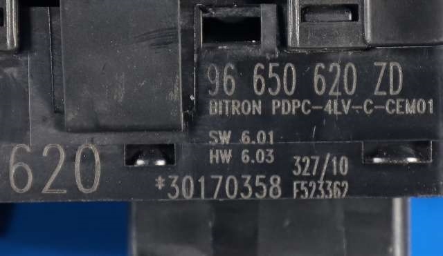 Bryter ruteheis førerdørspanel til Peugeot 5008 2010-2017 (Type I) (PEUGEOT|96 650620 ZD|)