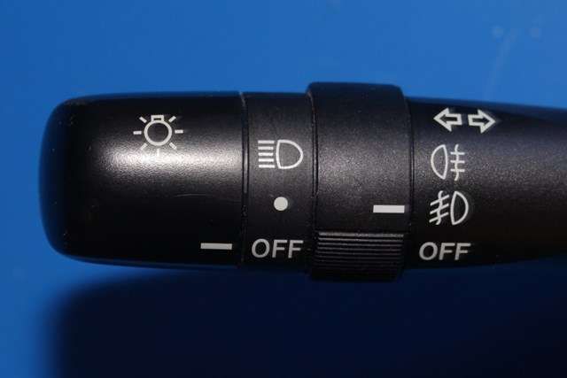 Bryter blink til Toyota Corolla 2007-2013 (TOYOTA|12640-35SUD343|)