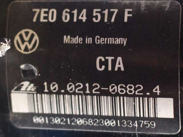 ABS sentral til VW Transporter / Caravelle 2009-2015 (Fase 2) (T5) (T5) (VAG|7E0 614 517 F|7E0 907 379 H|)