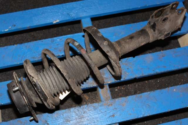 Fjærbein høyre foran til Subaru Forester, 2008-2013 (Type III)  