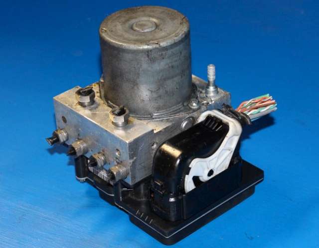 ABS sentral til Citroën Jumpy, 2007-2016 (Type II)  (BOSCH|0 265 251 177)