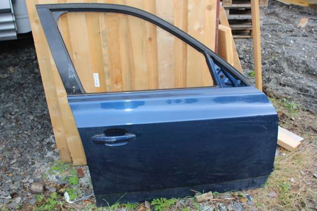 Dør høyre foran til BMW X3, 2003-2006 (Fase 1) (E83) (E83)