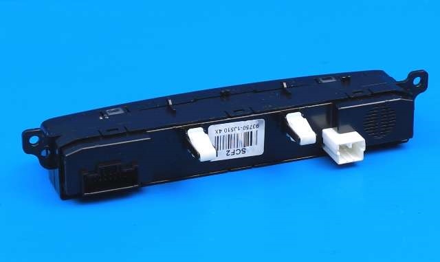 Bryter nødblink til Hyundai i20 2009-2014 (Type I) (HYUNDAI|93750-1J510|)