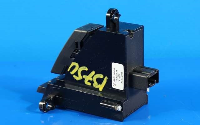 Bryter nødblink til Mazda 3 2009-2013 (Type II)  (MAZDA|BBP3-66-4HO|)