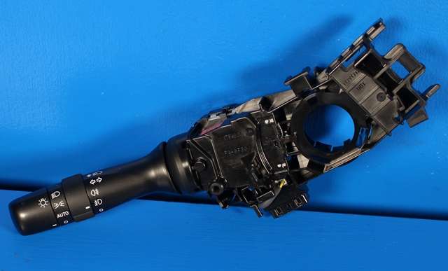 Bryter blink til Lexus RX, 2009-2015 (Type III) (AL10) (AL10) (TOYOTA|48160-17F484)